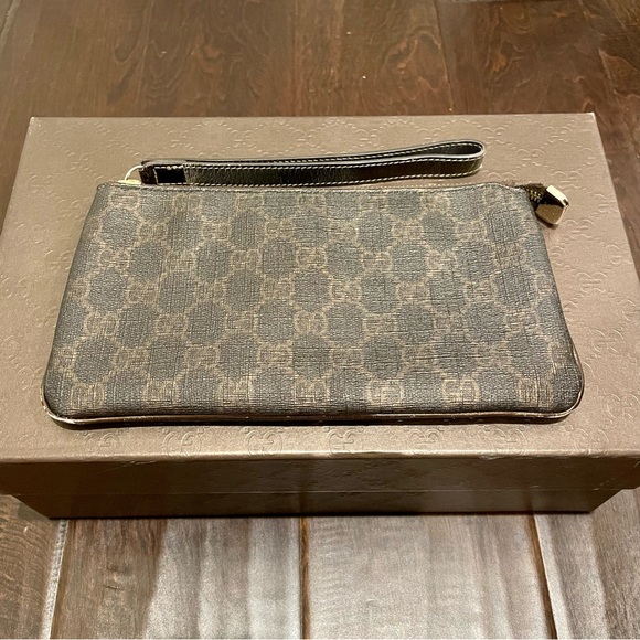 Authentic Gucci Bronze Coated Monogram Clutch - Picture 1 of 6